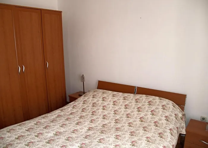 Apartament With Swimming Pool Preko, Ugljan - 14163 Preko
