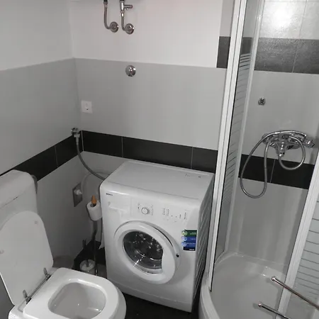 With A Swimming Pool Preko, Ugljan - 14163 Apartman