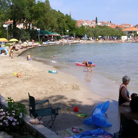 With Swimming Pool Preko, Ugljan - 14163 פרקו